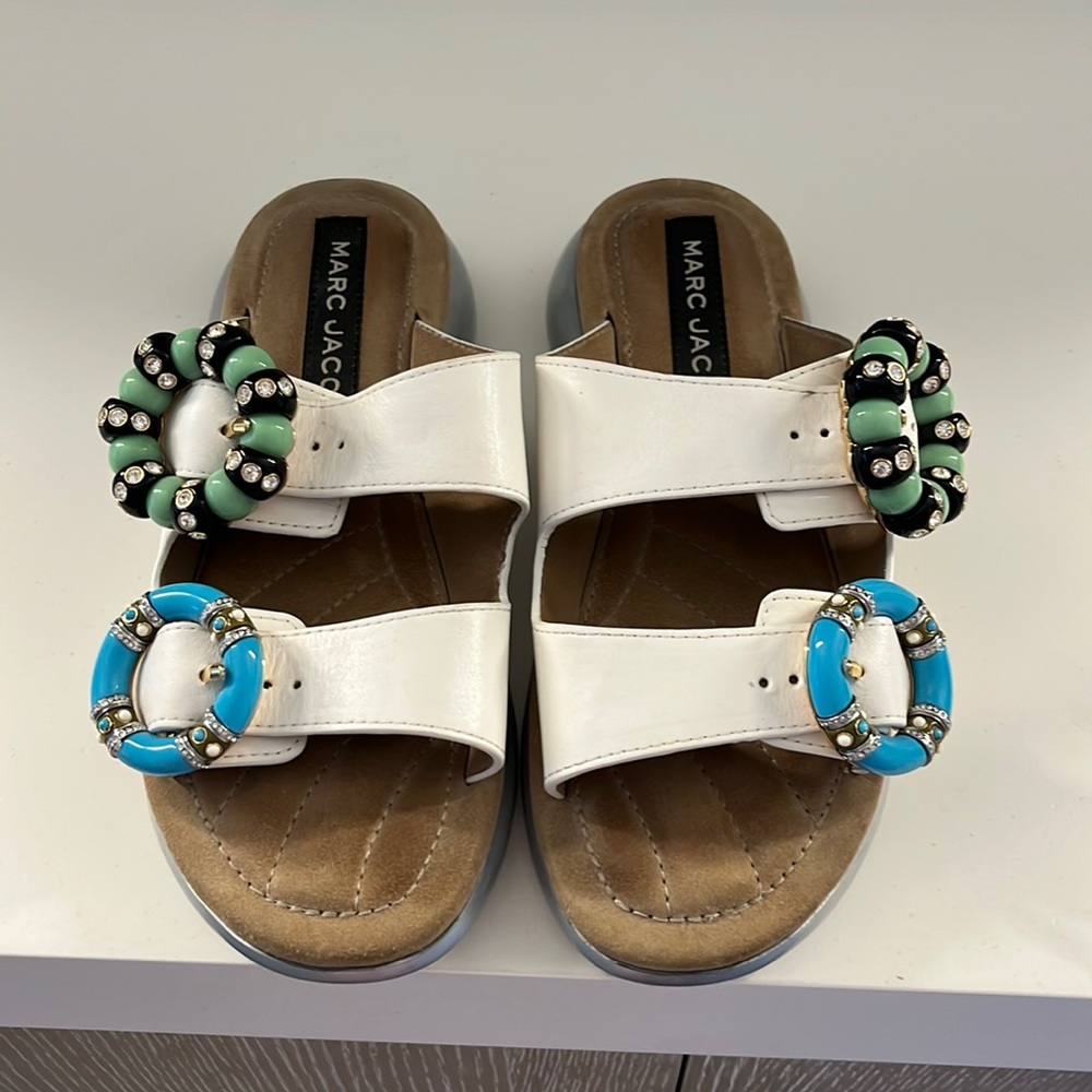 Mark Jacobs sandals in perfect condition 😋adjustable for any foot type
